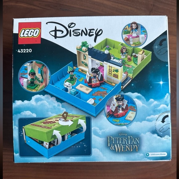 Disney LEGO Peter Pan and Wendy Storybook Adventure Set, NEW - Picture 2 of 3